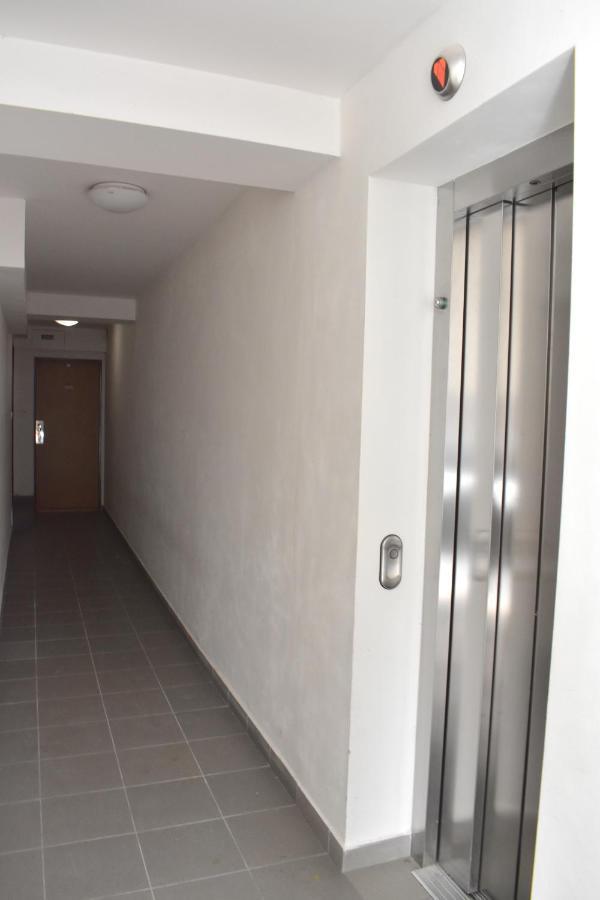 New Central Rooftop With Private Wellness, Sauna & Whirlpool Bath Πράγα Εξωτερικό φωτογραφία